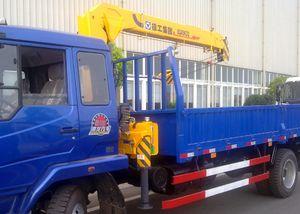 Quality 4T Mobile Telescopic Boom Truck Crane With 10m Lifting Height wholesale