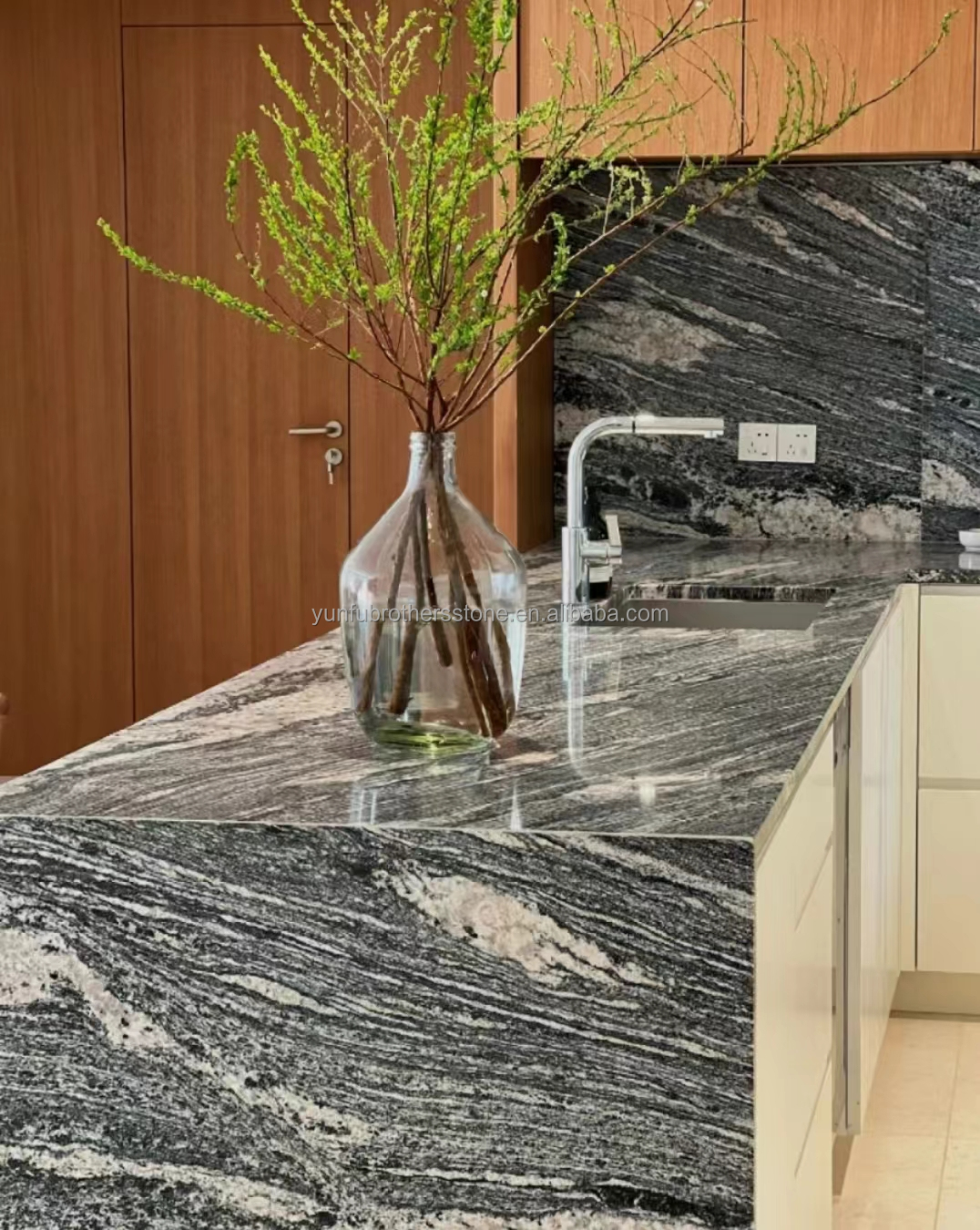 Chinese Granite Cut-To-Size Exquisite Natural Stone for Hotel Stairs Floors and Walls
