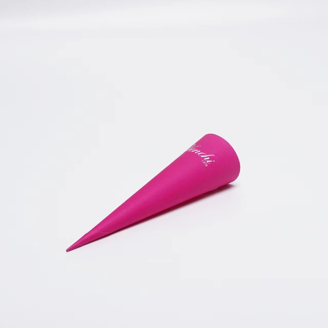 Ice cream cone ice cream crepe cone One-time crisp paper set of cone paper support sharp angle paper set