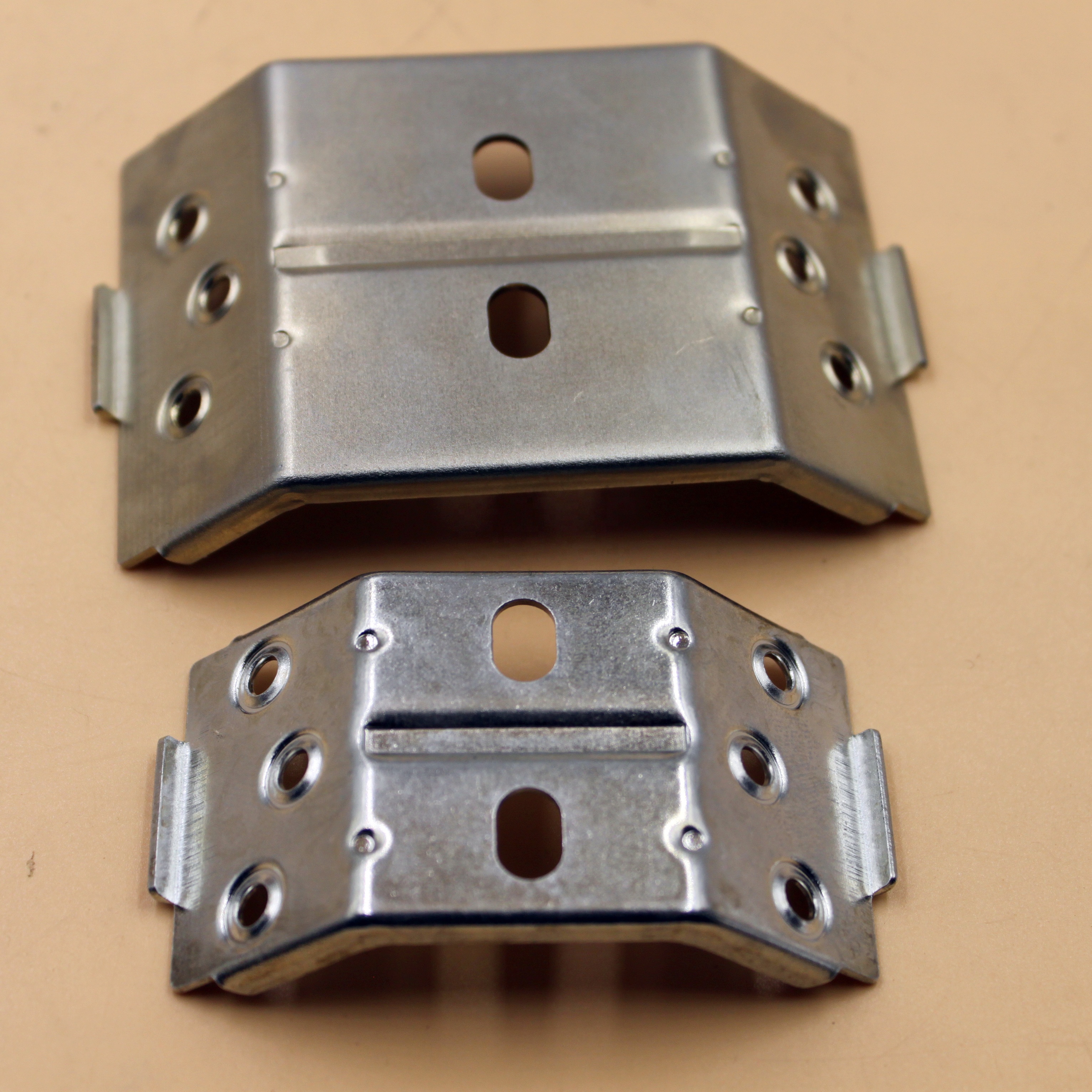 White Heavy Duty Table Leg Bracket Fixing Corner Bracket for Punching Machine