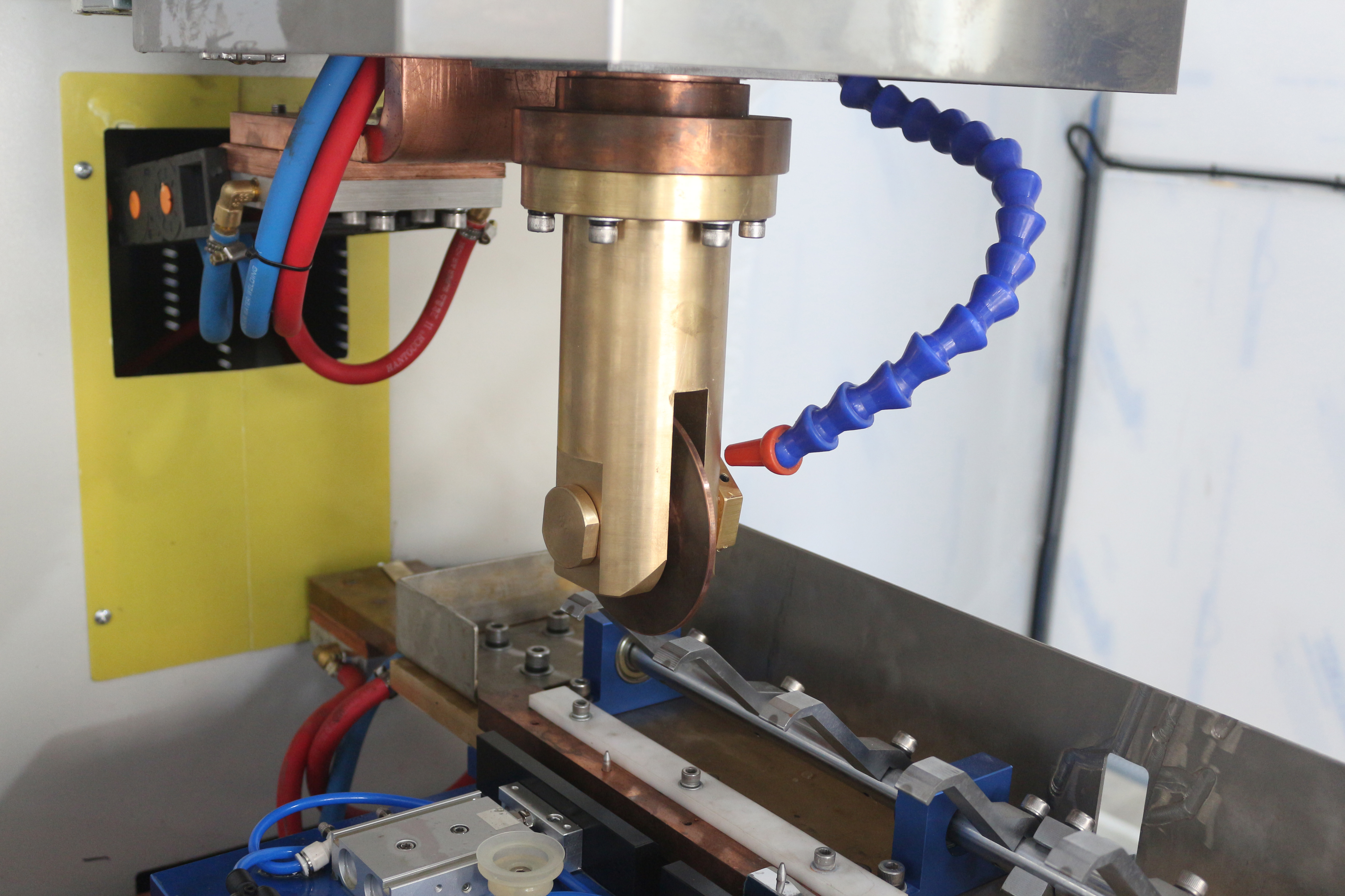 Hwashi Automatic Seam Welding Machine Kitchen Sink Bowl Maker CNC Stainless Steel Used Pressure Vessel Pump