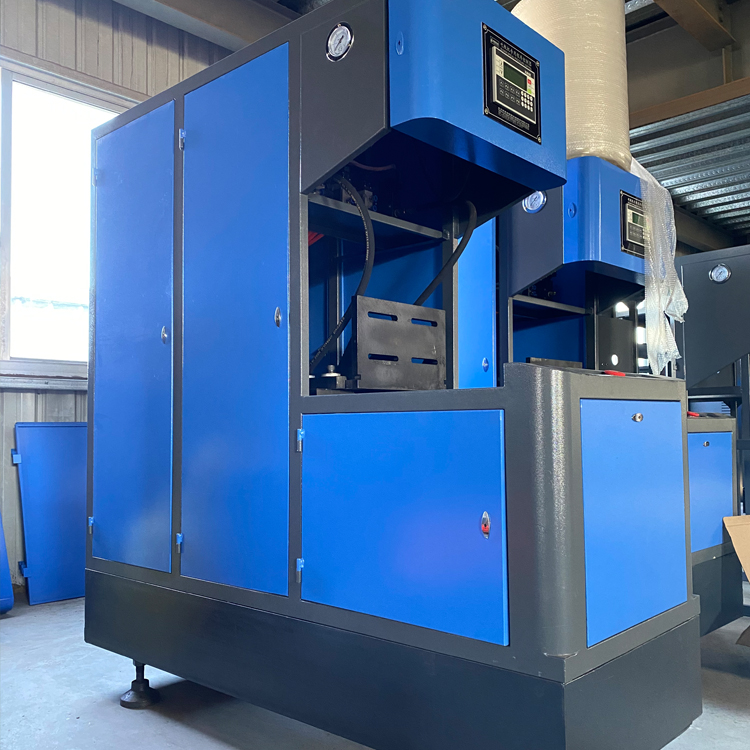 LGB-6L Plastic Semi Automatic Pet Blow Molding Machine for Food Beverage at Affordable