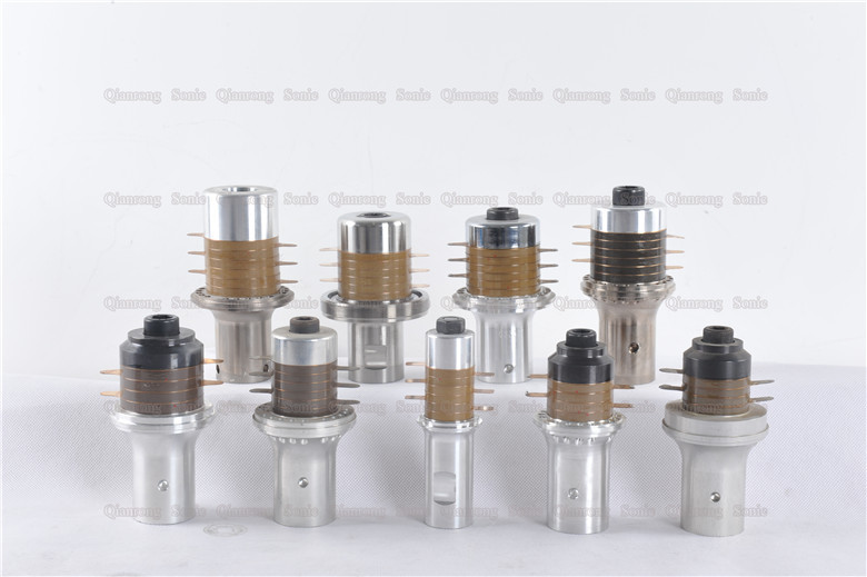 40mm Ultrasonic Welding Transducer , Ultrasonic Ceramic Transducer 900 Watt 10 Um Amplitude
