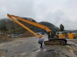 Q355B/550/690 Long Reach Excavator Booms Extended Length And Strength For Heavy