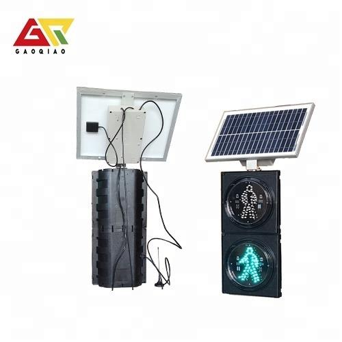 Solar LED Traffic Lights Light Mounted On Traffic Light Pole Wireless Control