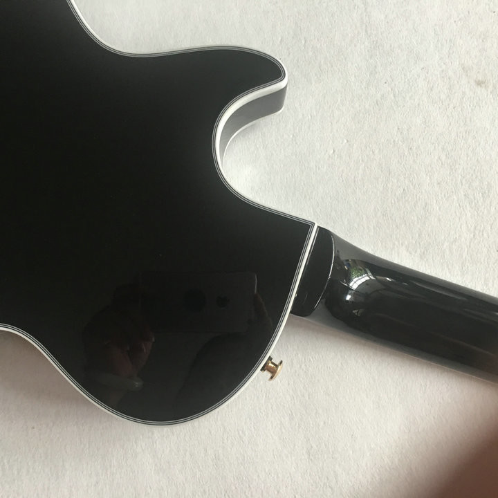 Top quality only one pickup lp custom black beautify Electric Guitar,Custom guitar,Golden hardware