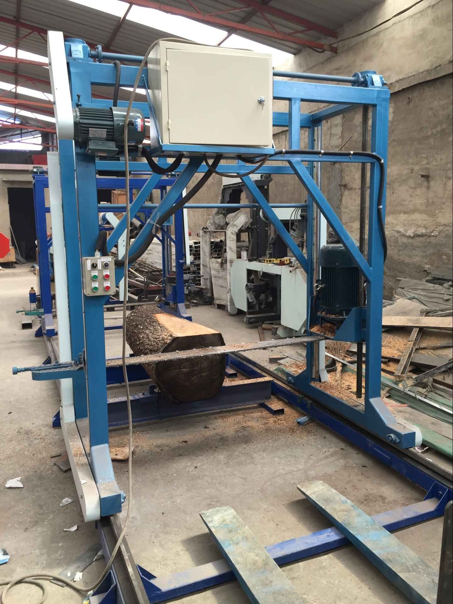 Petrol Engine Powered Chain saw Mill ,lumber sawmills,portable chainsaw mill