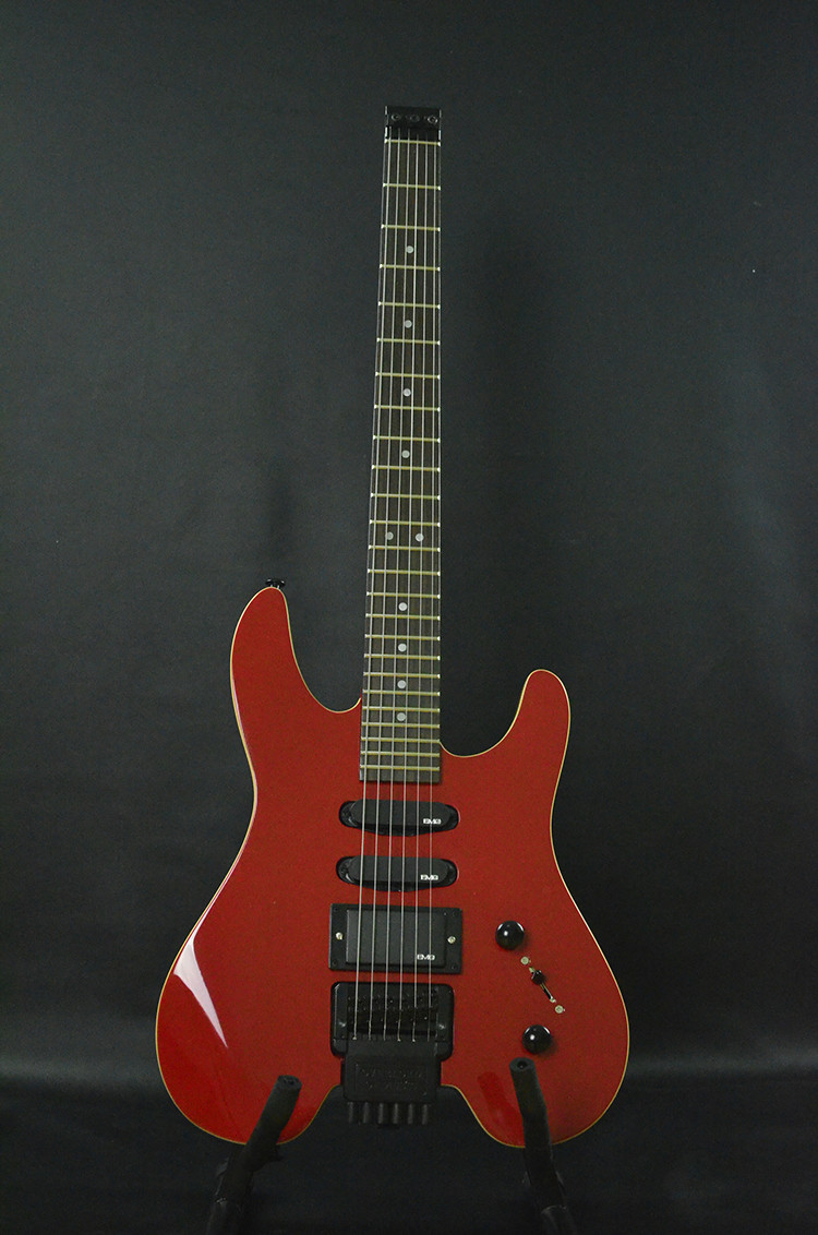 2019 High quality custom 6 String Picea Built-in Tuner LP DIY White Electric Guitar
