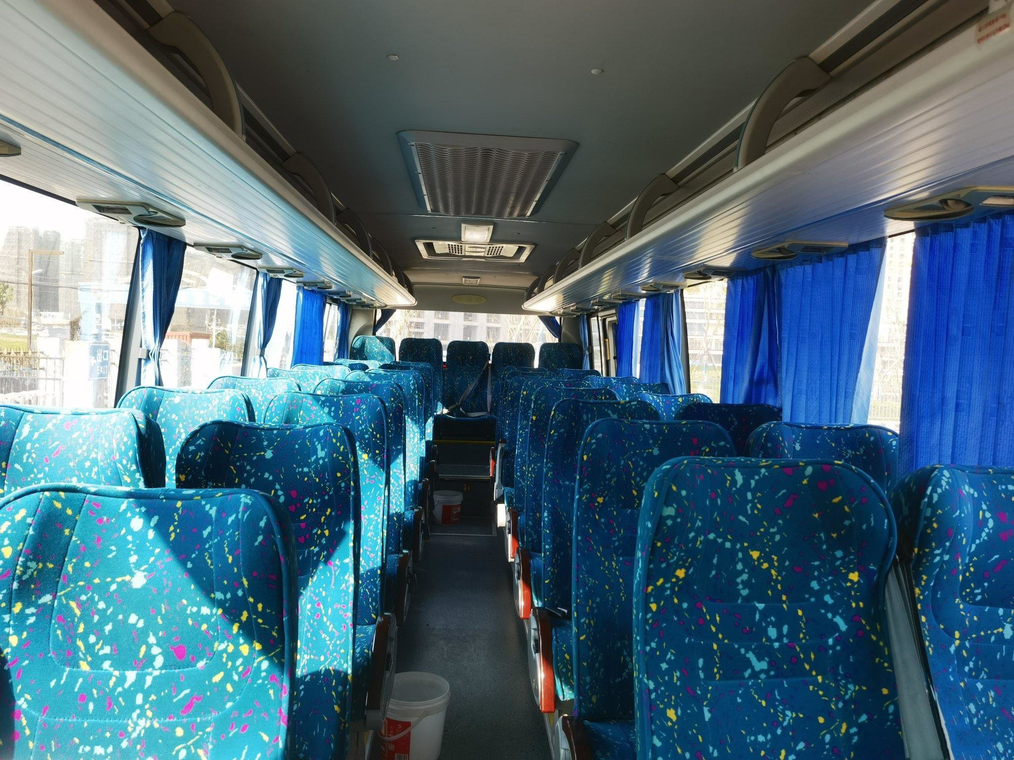 Coach Golden Dragon Bus XML6907 Passanger Bus Door 38 Seats City Bus Yuchai Engine
