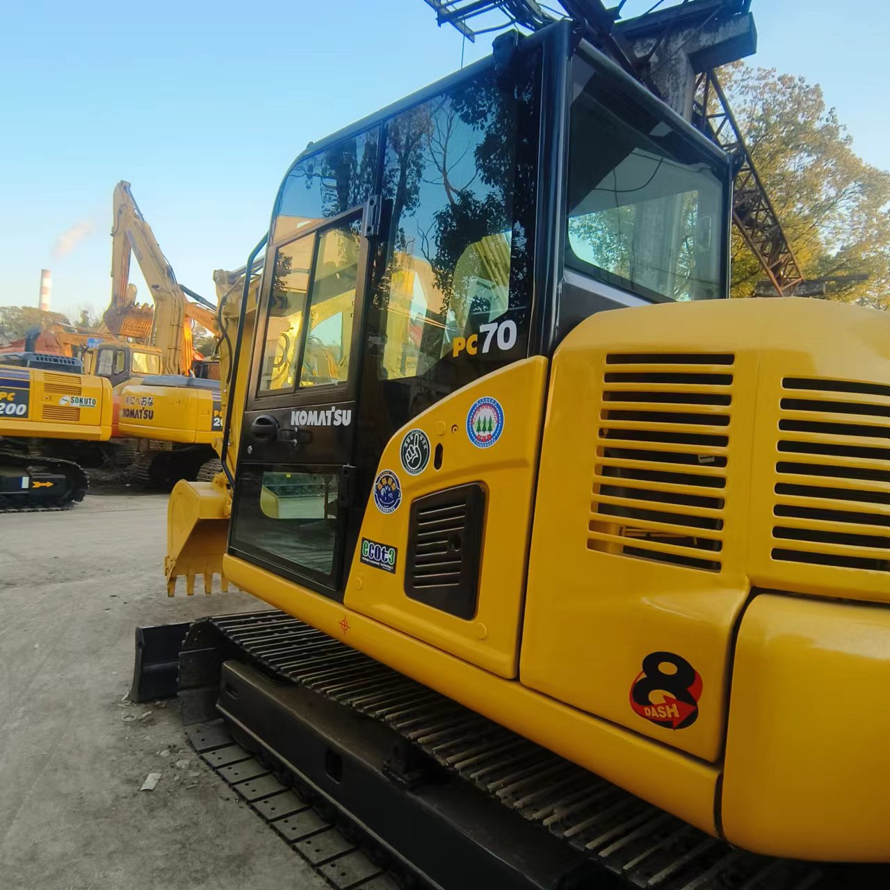 Japan Komatsu PC 70 Excavator with 48.5KW Cummins Engine in Good Condition