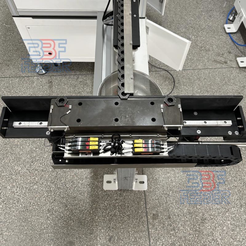 Automatic Step Feeder Custom Hopper Belt Lift Conveyor Plastic Parts Bolts Feeding