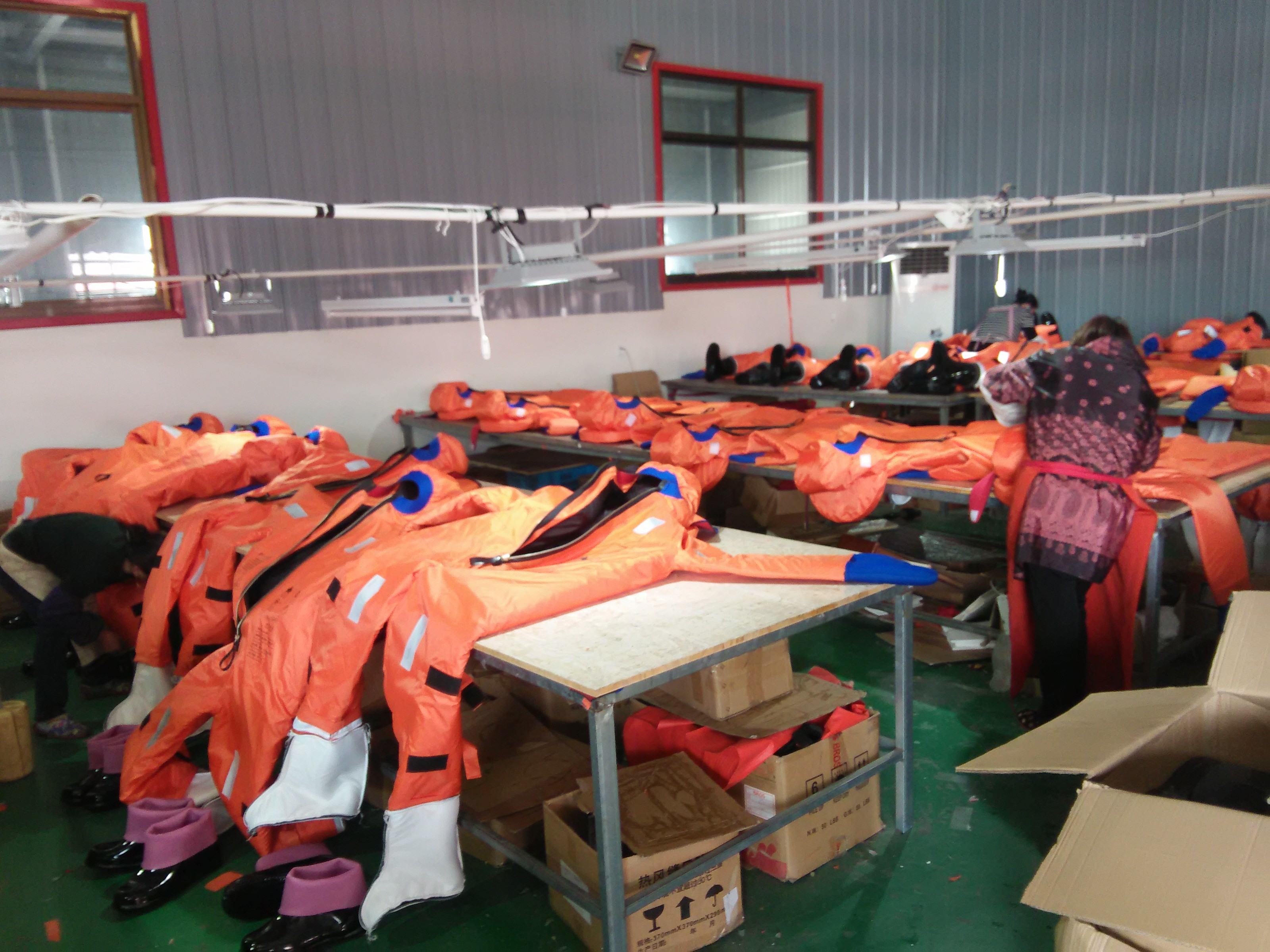 SOLAS Approved Insulated Immersion Suit OEM/ODM Available For Marine Survival