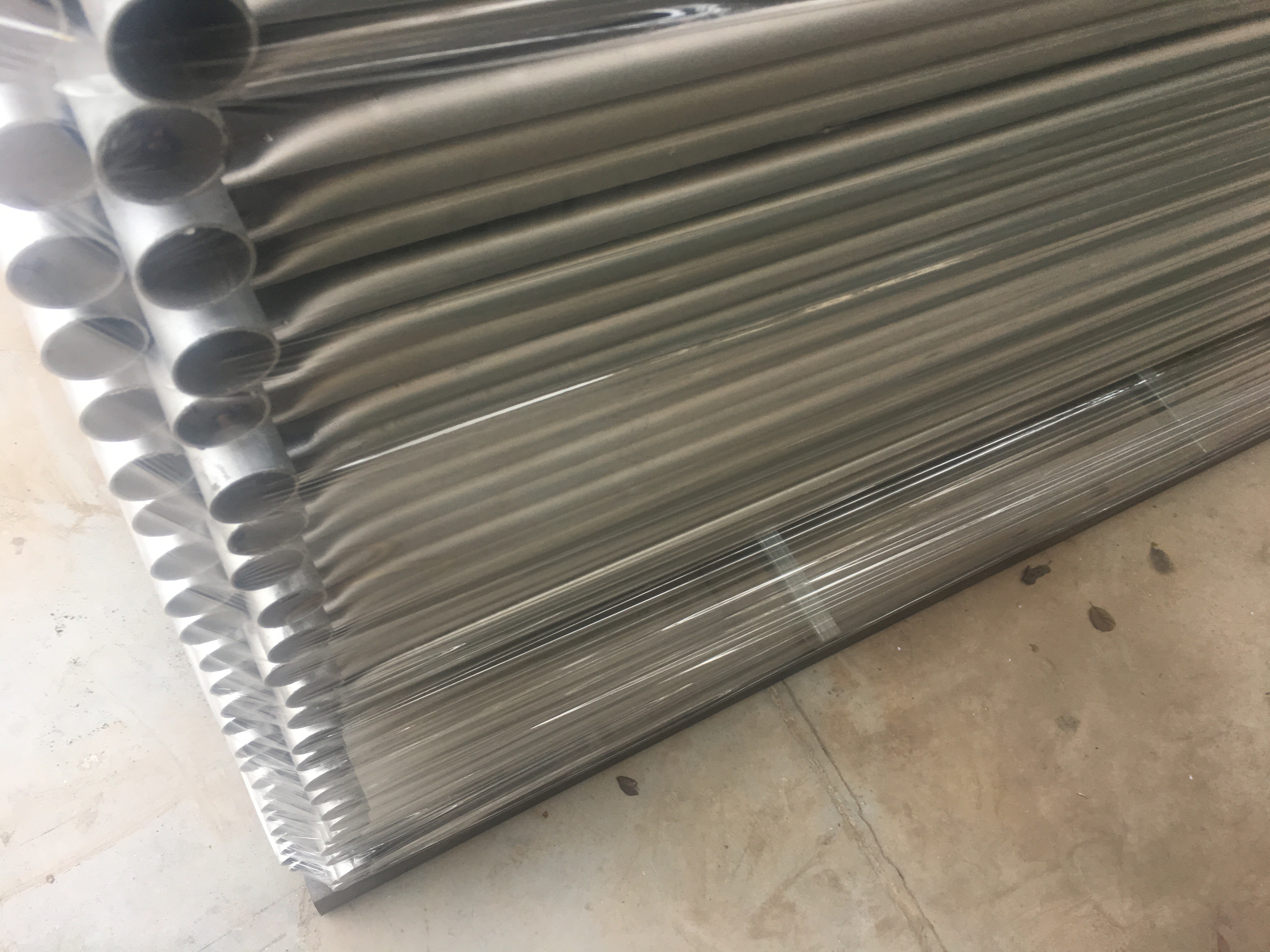 temporary construction fence panels 2100mm x 2400mm Meet AUS and NZS 4687-2007 HDG to be 42 microns zinc