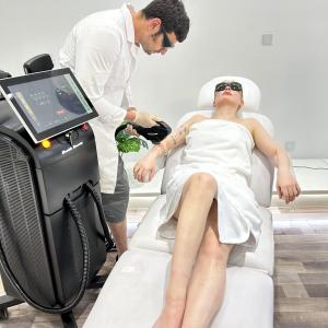 Quality 2000w Diode Laser Depilation 50% off Sep Promotion with 4 Wavelengths 808 755 940 1064nm wholesale