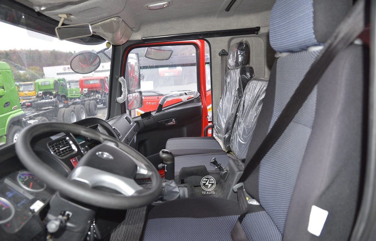 DFAC LHD RHD 6X2 8 Wheel 14T Dump Truck Mini Tipper Truck 162kW Capacity And Load