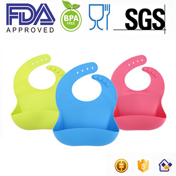 2016 promotional custom design fancy silicone baby bibs