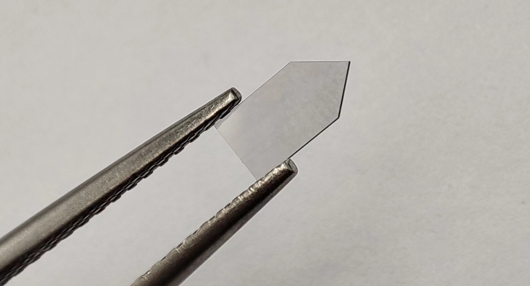 Micro Surgical CVD Diamond Scalpel For Eye Surgery Ultra Thin Abrasive