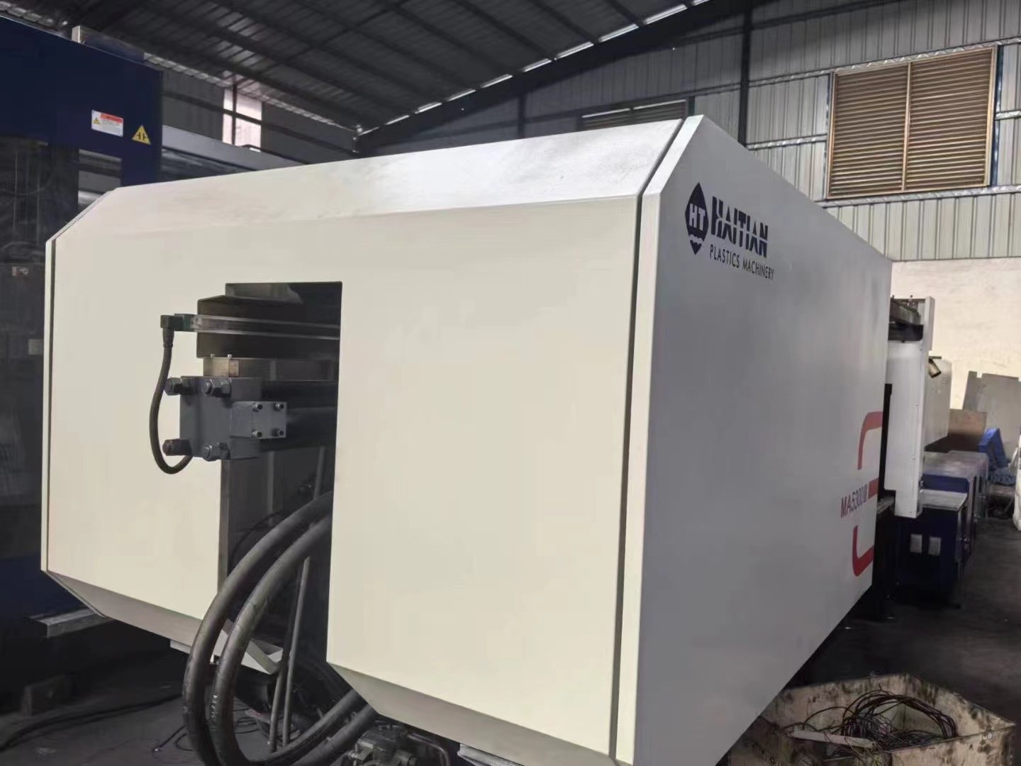40mm Screw Diameter Used Injection Molding Machine for High Injection Pressure 1959 Kg/cm2