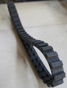 Quality Adjustable Black Small Rubber Tracks / Rubber Tank Tracks For Robots 40×31.3×45 wholesale