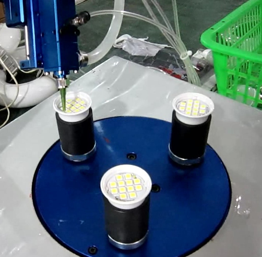 Silicone Dispensing Machine for Bulbs