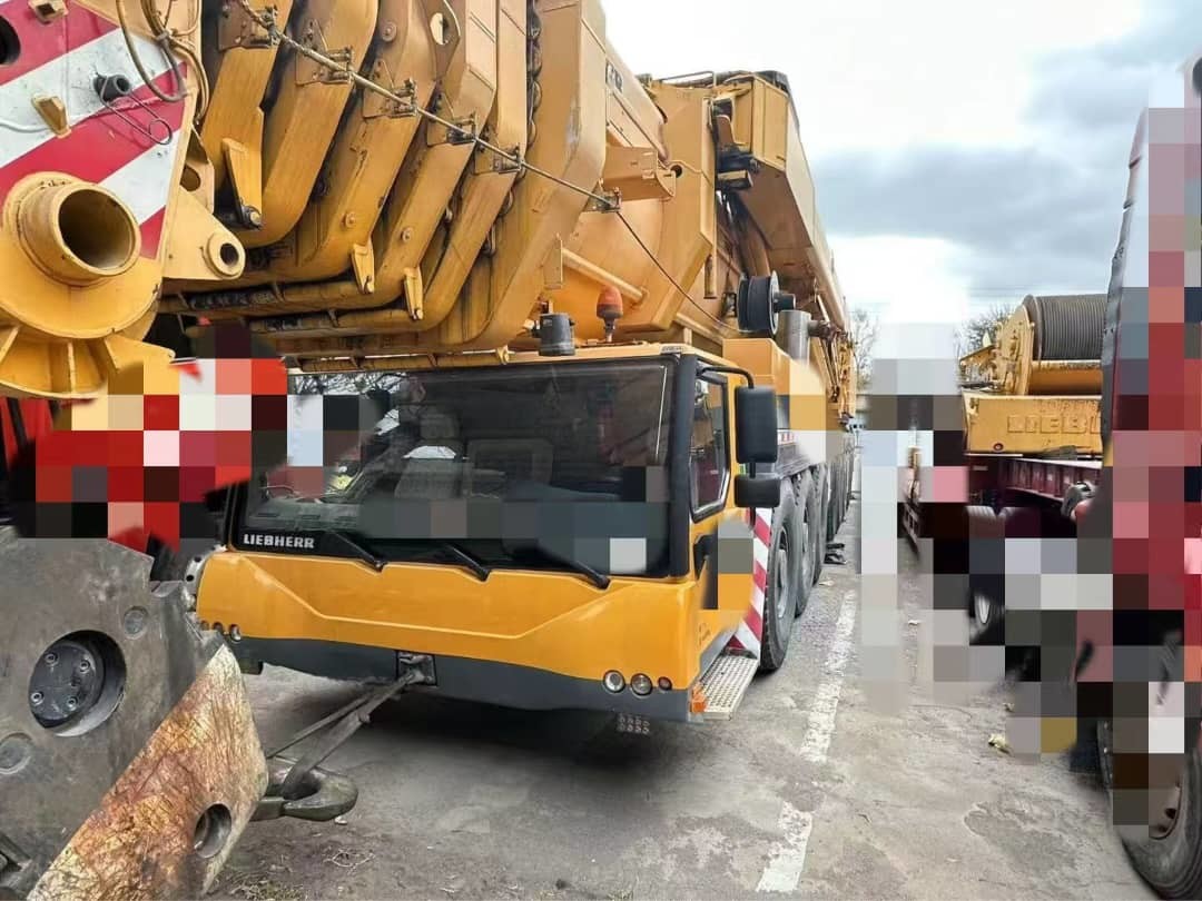 2011 Model Used All Terrain Cranes 500t LIEBHERR LTM1500-8.1 Good Condition