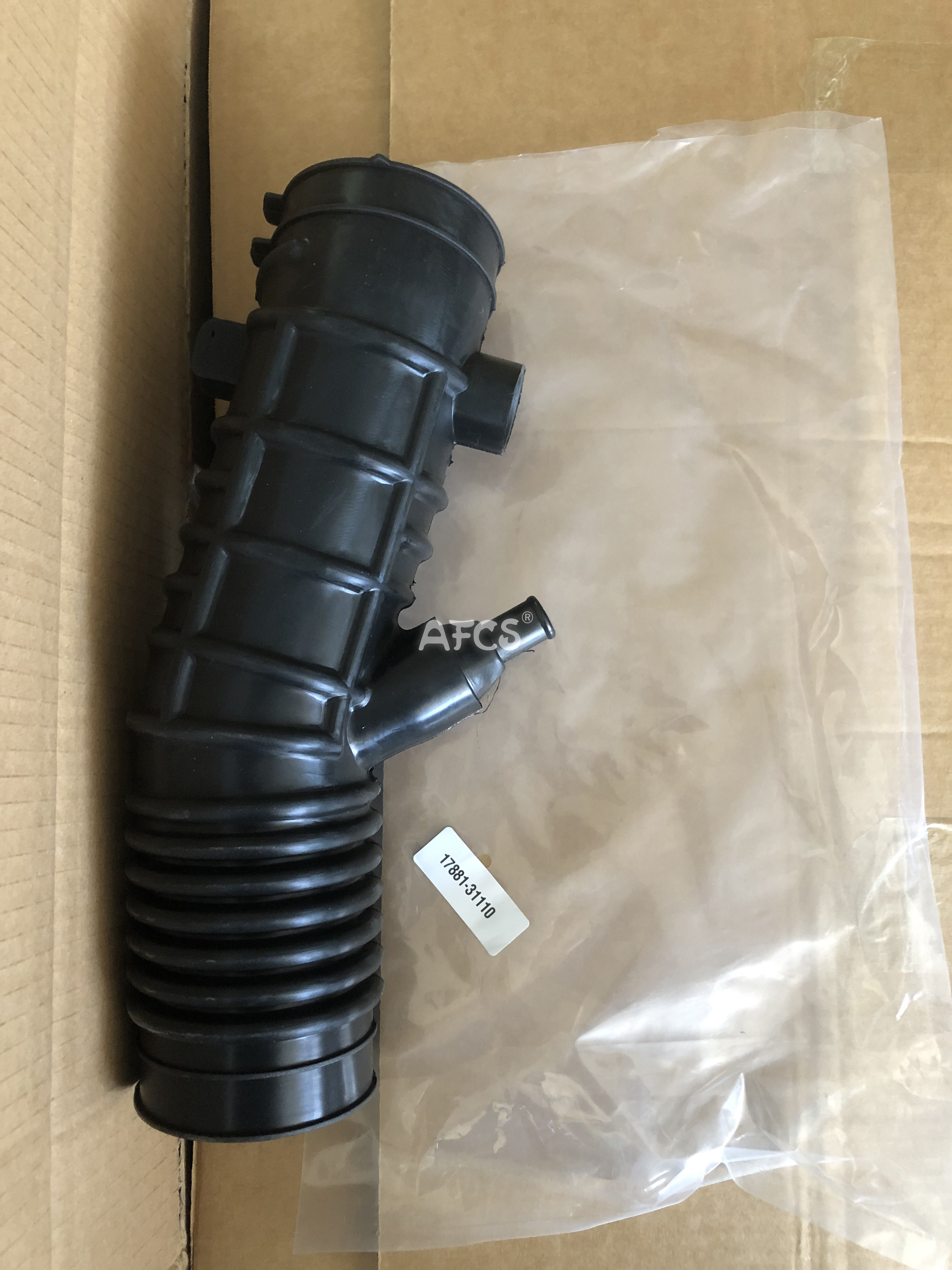 OEM 1788131110 17881-31110 AIR INTAKE HOSE TUBE FOR TOYOTA LEXUS GS300