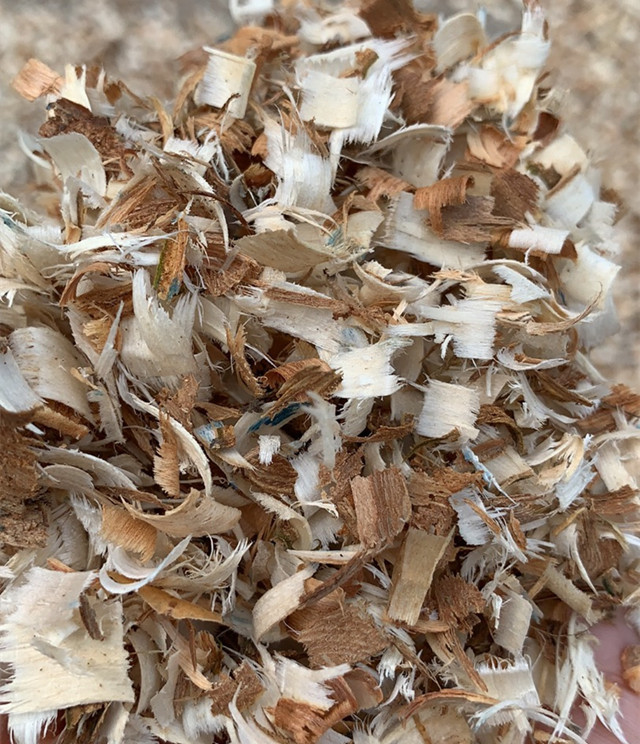 Chicken Poultry Bedding Pine Wood Shaving Machine 500 To 1500kg Per Hour