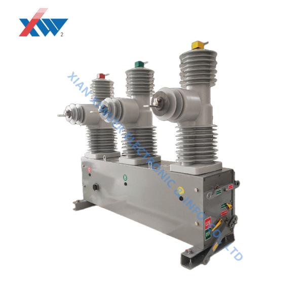 10kV Outdoor High Voltage Recloser Pole Mounted Circuit Breaker Integrated