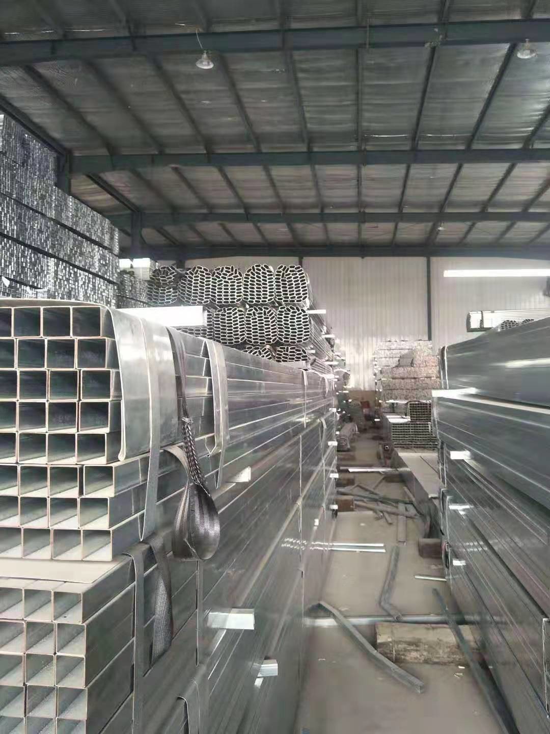 High Stiffness Schedule 40 Steel Tube , Durable Flat End Hollow Square Pipe