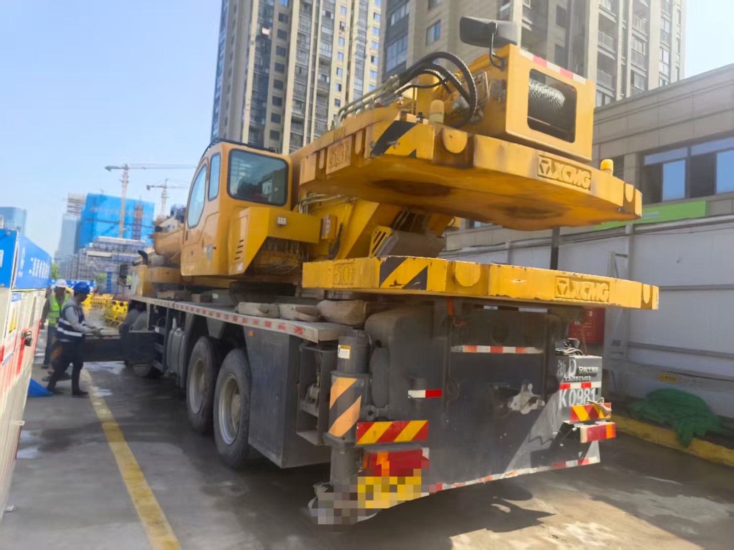 XCMG Heavy Equipment QY80K5D 80Ton Used Mobile Truck Crane for Sale