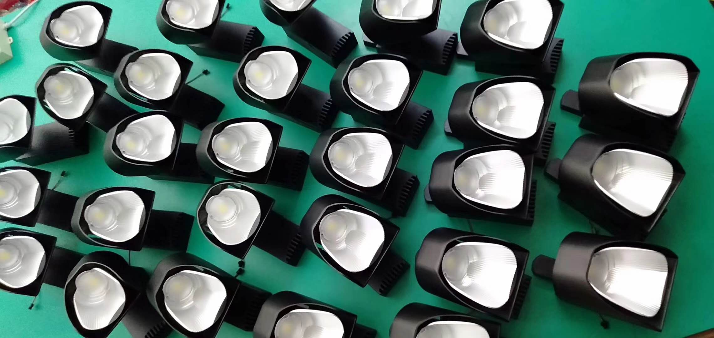 Shovel Shaped Cree COB LED Track Light For Shop