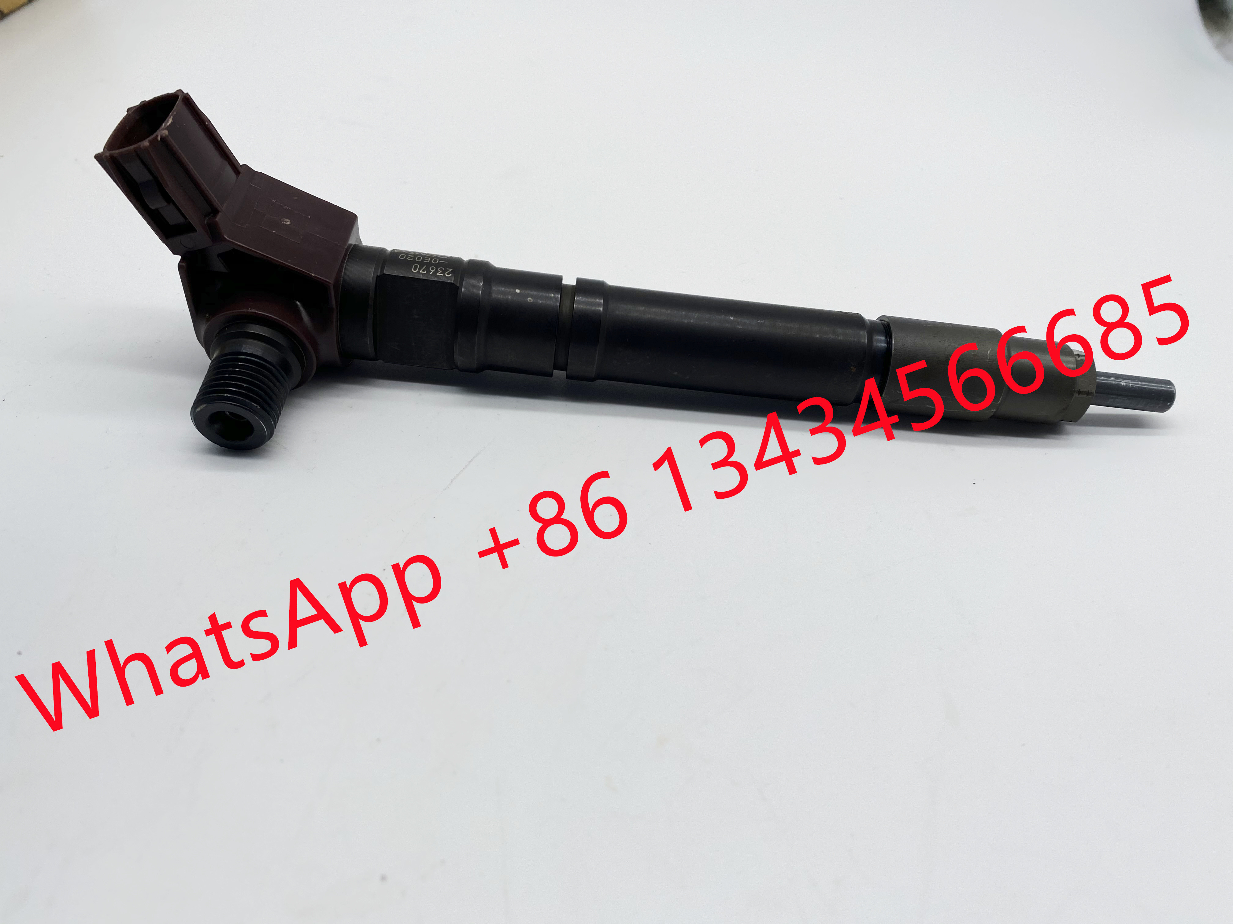 DENSO Common Rail Fuel Injector 295700-0560 for TOYOT 23670-E0020 23670-09430 23670-19025 23670-11020 23670-11030