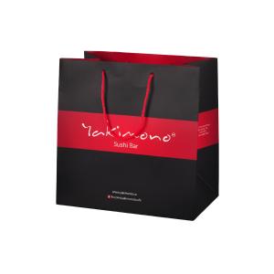Quality Nylon Rope Paper Packaging Bags 190gsm Artpaper Material For Gift Craft wholesale