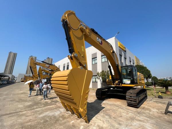 Micro Crawler Hydraulic Excavator 313D2gcc Hydraulic Transmission With Electric