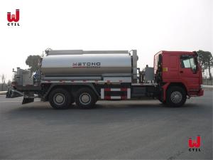 Quality Sinotruk 6x4 Heating Asphalt Tack Truck 20t Bitumen Distributor Truck wholesale