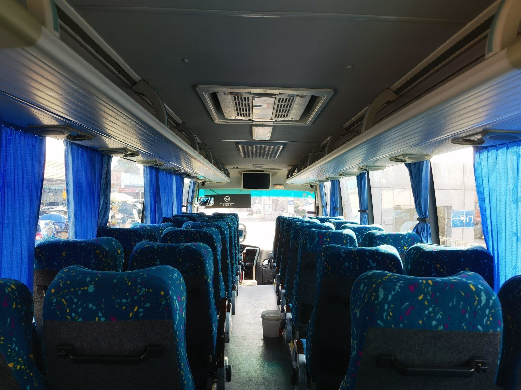 Coach Golden Dragon Bus XML6907 Passanger Bus Door 38 Seats City Bus Yuchai Engine