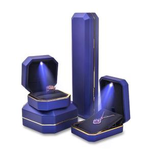 Quality End LED Light Plastic Jewellery Gift Box for Small Items and Package wholesale