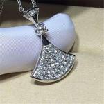 Luxury jewelry B DIVA'S DREAM series Necklace 18k gold Diamonds Diamond material