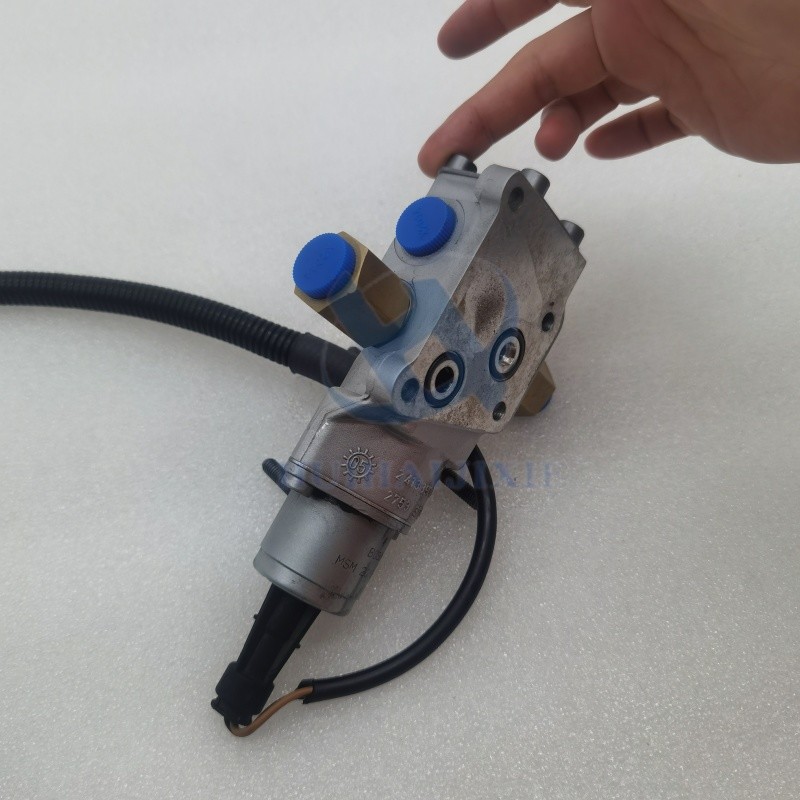 Excavator Parts Suction Valve 2413390027 for Volvo Engine D7C 241-33-90027