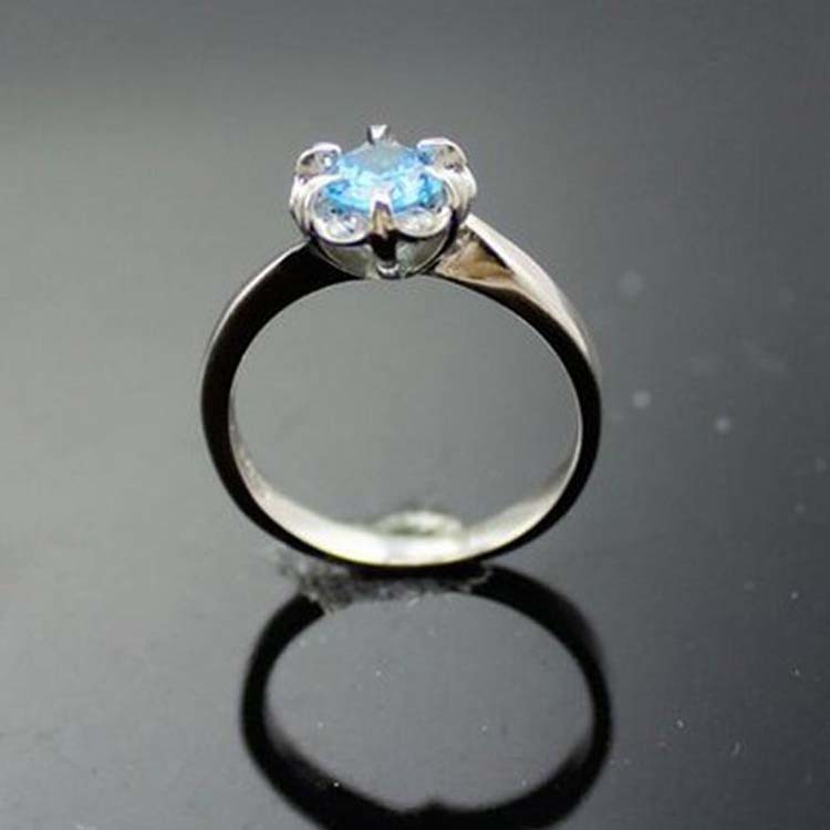 925 Sterling Silver Round Blue Topaz Cubic Zircon Solitaire Ring(F11)