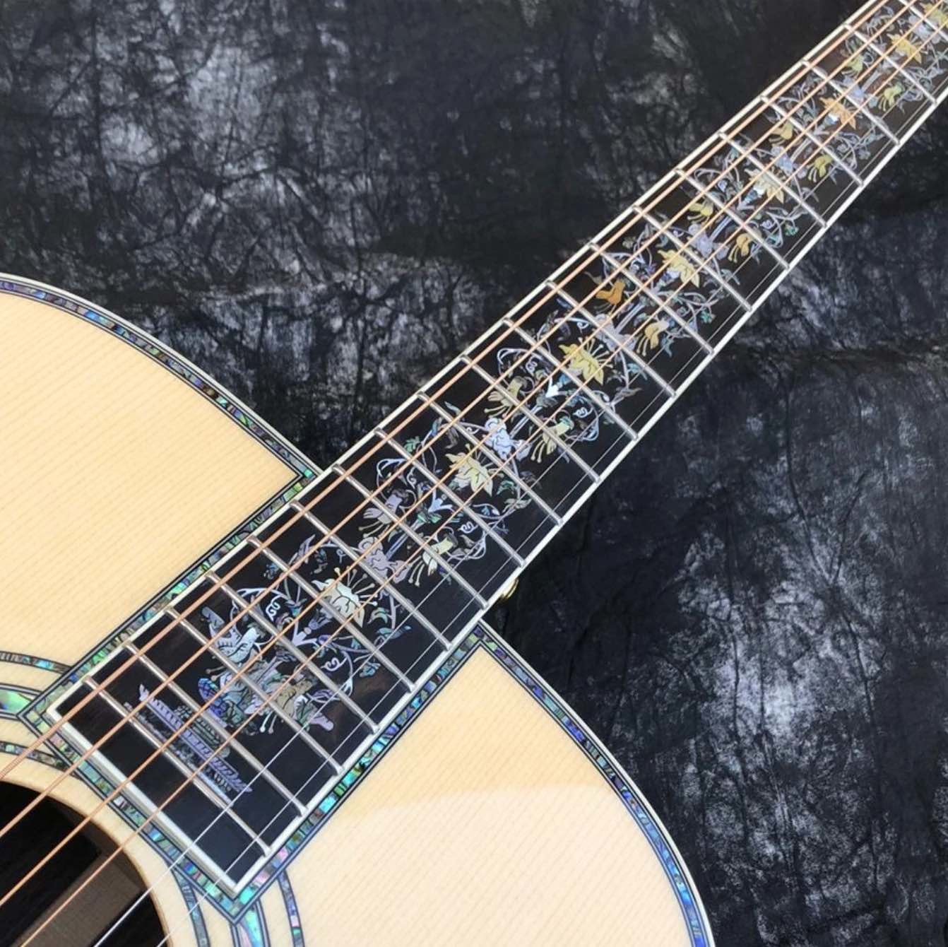 Custom AAAAA All Solid Wood Deluxe Abalone Inlay D100 Style Acoustic Guitar