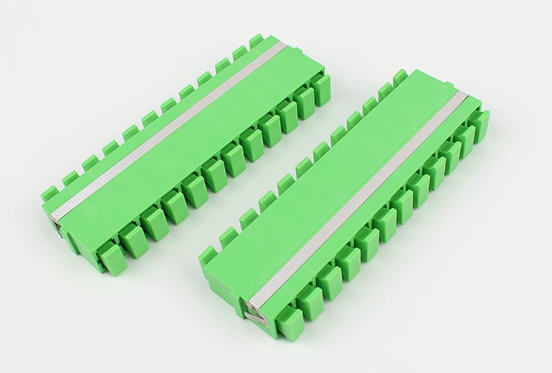 700 1 Low insertion loss Fiber SC Adapter 12 Core SM MM Without Flange