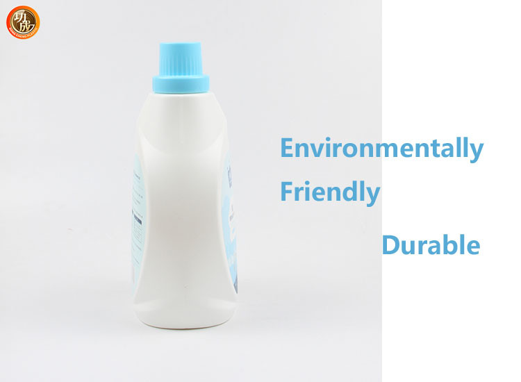 PE Empty Plastic Washing Detergent Bottle With Screw Cap Reusable
