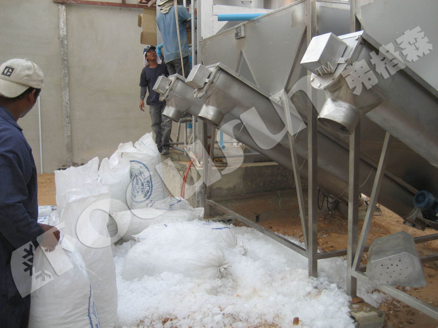 Other SUS304 Semi-Automatic Ice Cube Ice Tube Packing Machine with 1000kg/hr Capacity