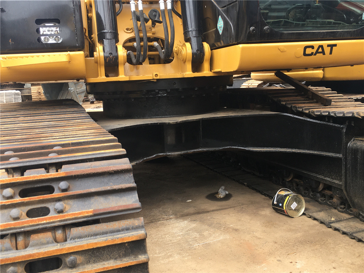 15 Ton Used Caterpillar Excavator Made In 2015 Year