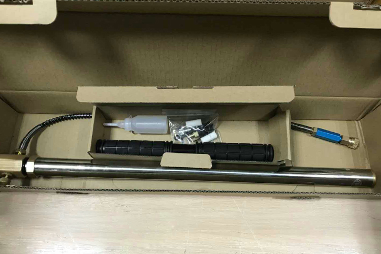 Full 20 Feet Container 700 Cartons High Pressure Hand Pump Filling Stirrup Pump 40MPA