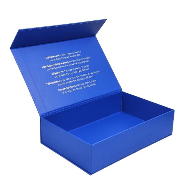 Customized Matt/Glossy Laminated Clamshell Magnetic Gift Box for Luxury