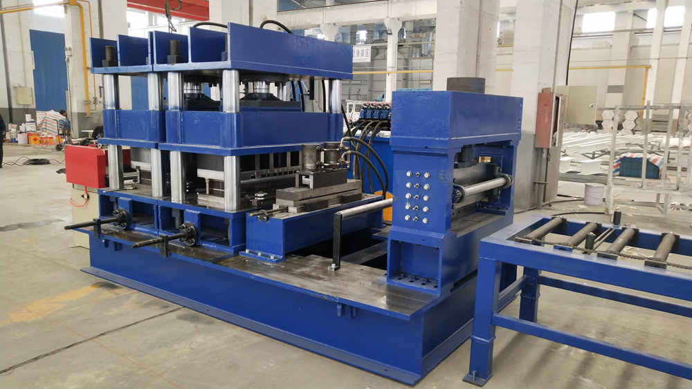 Metal Highway Guardrail Roll Forming Machine Hydraulic systems