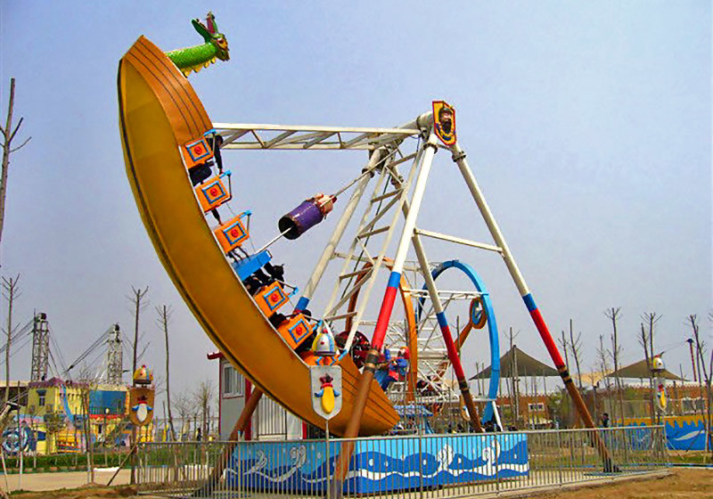 Outdoor Playground Amusement Park Pirate Ship 9.6M Height For 24 Riders