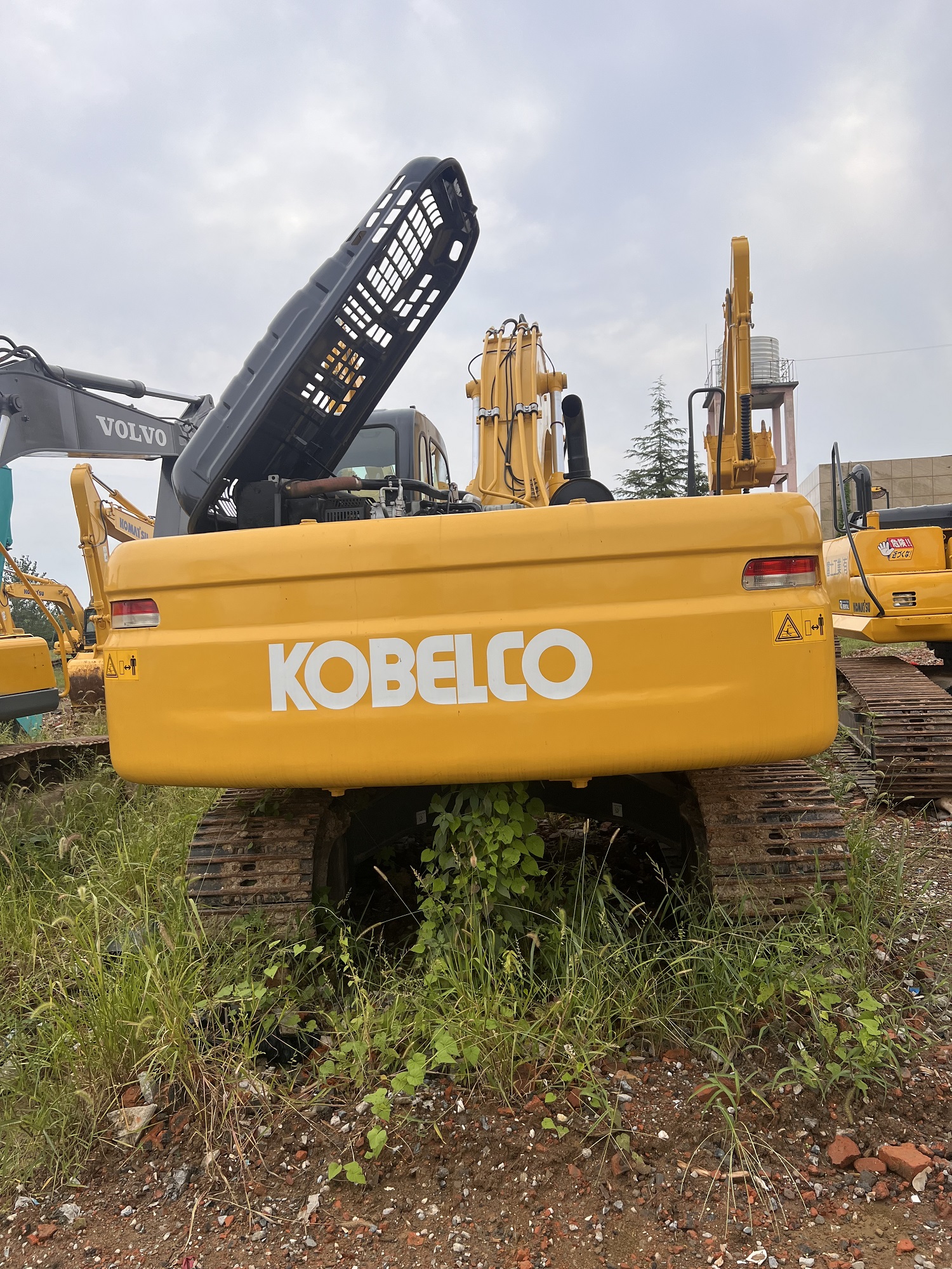 Used excavator Kobelco SK260 second hand digger used machinery 26 ton hand earth digger used digger